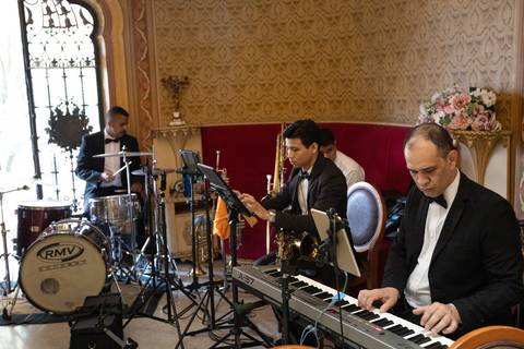 As melhores ideias e inspirações criativas de fotos de casamento registradas por fotógrafos profissionais de eventos da empresa Criativus Foto e Vídeo no Palacete Rosa '