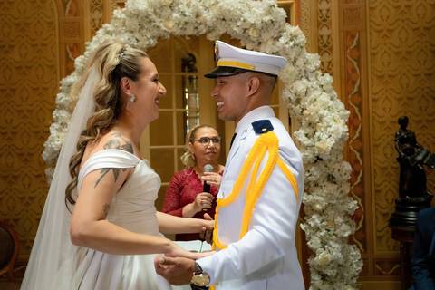 As melhores ideias e inspirações criativas de fotos de casamento registradas por fotógrafos profissionais de eventos da empresa Criativus Foto e Vídeo no Palacete Rosa '