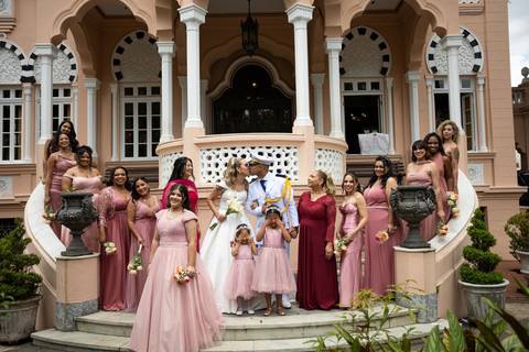 As melhores ideias e inspirações criativas de fotos de casamento registradas por fotógrafos profissionais de eventos da empresa Criativus Foto e Vídeo no Palacete Rosa '