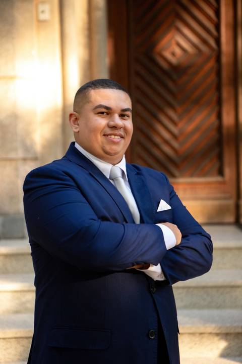 As melhores ideias e inspirações criativas de fotos de casamento registradas por fotógrafos profissionais de eventos da empresa Criativus Foto e Vídeo na Igreja Católica Convento Santíssima Trindade'