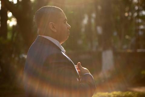 As melhores ideias e inspirações criativas de fotos de casamento registradas por fotógrafos profissionais de eventos da empresa Criativus Foto e Vídeo na Igreja Católica Convento Santíssima Trindade'