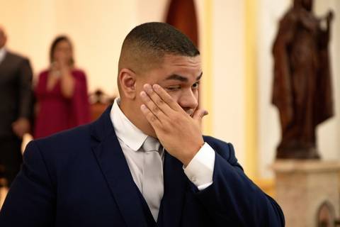 As melhores ideias e inspirações criativas de fotos de casamento registradas por fotógrafos profissionais de eventos da empresa Criativus Foto e Vídeo na Igreja Católica Convento Santíssima Trindade'