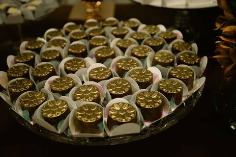 As melhores ideias e inspirações criativas de fotos de casamento registradas por fotógrafos profissionais de eventos da empresa Criativus Foto e Vídeo no Espaço Benevento'