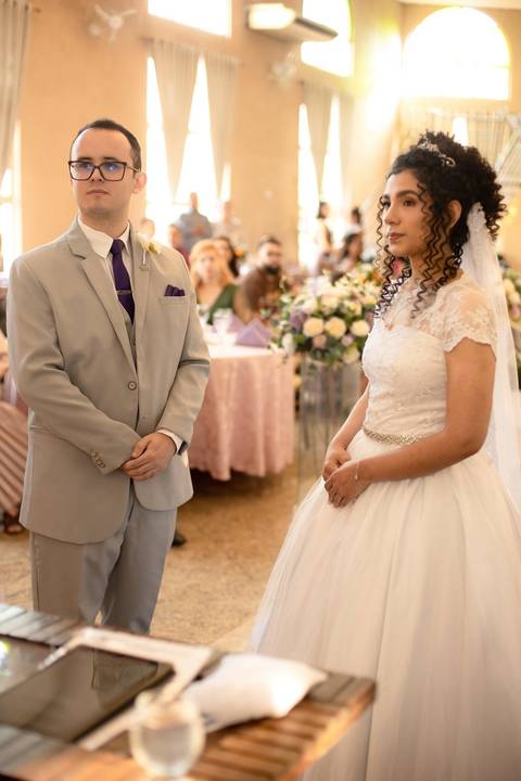 As melhores ideias e inspirações criativas de fotos de casamento registradas por fotógrafos profissionais de eventos da empresa Criativus Foto e Vídeo no Espaço Benevento'