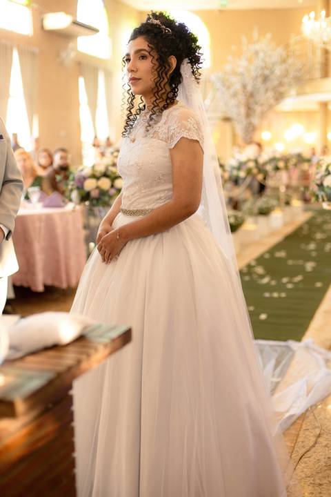 As melhores ideias e inspirações criativas de fotos de casamento registradas por fotógrafos profissionais de eventos da empresa Criativus Foto e Vídeo no Espaço Benevento'