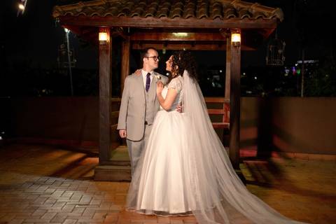 As melhores ideias e inspirações criativas de fotos de casamento registradas por fotógrafos profissionais de eventos da empresa Criativus Foto e Vídeo no Espaço Benevento'