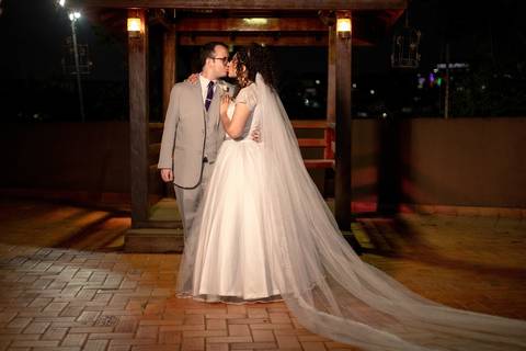 As melhores ideias e inspirações criativas de fotos de casamento registradas por fotógrafos profissionais de eventos da empresa Criativus Foto e Vídeo no Espaço Benevento'