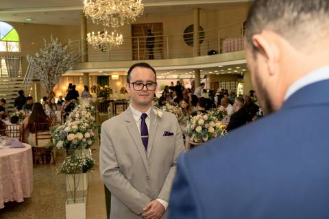 As melhores ideias e inspirações criativas de fotos de casamento registradas por fotógrafos profissionais de eventos da empresa Criativus Foto e Vídeo no Espaço Benevento'