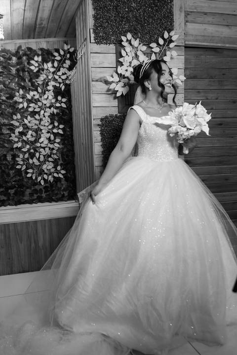 As melhores ideias e inspirações criativas de fotos de casamento registradas por fotógrafos profissionais de eventos da empresa Criativus Foto e Vídeo no Espaço Recanto Premier'