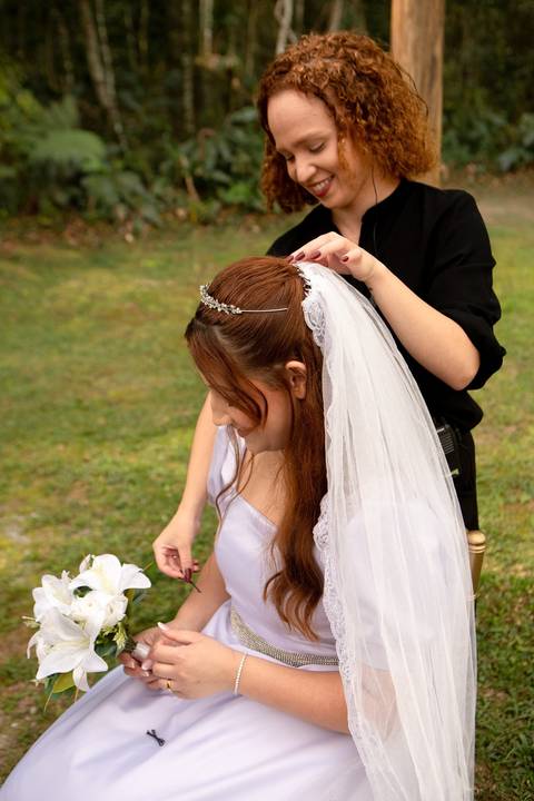 As melhores ideias e inspirações criativas de fotos de casamento registradas por fotógrafos profissionais de eventos da empresa Criativus Foto e Vídeo no Espaço Serra Garden'