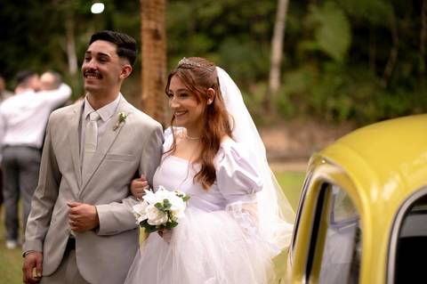 As melhores ideias e inspirações criativas de fotos de casamento registradas por fotógrafos profissionais de eventos da empresa Criativus Foto e Vídeo no Espaço Serra Garden'