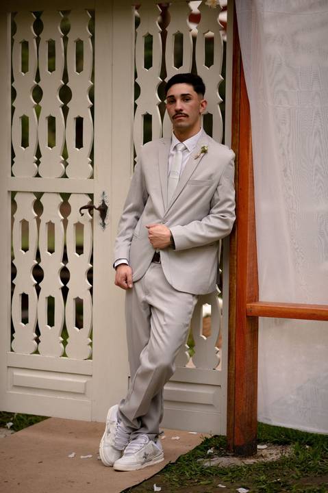 As melhores ideias e inspirações criativas de fotos de casamento registradas por fotógrafos profissionais de eventos da empresa Criativus Foto e Vídeo no Espaço Serra Garden'