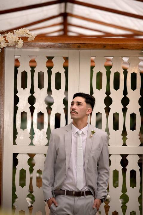 As melhores ideias e inspirações criativas de fotos de casamento registradas por fotógrafos profissionais de eventos da empresa Criativus Foto e Vídeo no Espaço Serra Garden'