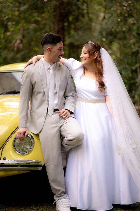 As melhores ideias e inspirações criativas de fotos de casamento registradas por fotógrafos profissionais de eventos da empresa Criativus Foto e Vídeo no Espaço Serra Garden'