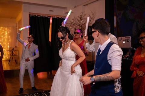 As melhores ideias e inspirações criativas de fotos de casamento registradas por fotógrafos profissionais de eventos da empresa Criativus Foto e Vídeo no Espaço Klaus Festas'
