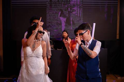 As melhores ideias e inspirações criativas de fotos de casamento registradas por fotógrafos profissionais de eventos da empresa Criativus Foto e Vídeo no Espaço Klaus Festas'