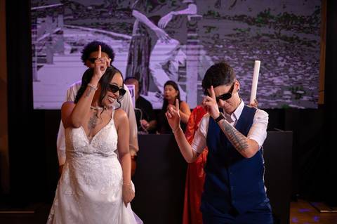 As melhores ideias e inspirações criativas de fotos de casamento registradas por fotógrafos profissionais de eventos da empresa Criativus Foto e Vídeo no Espaço Klaus Festas'