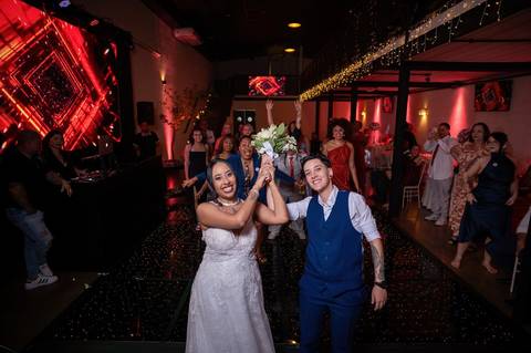 As melhores ideias e inspirações criativas de fotos de casamento registradas por fotógrafos profissionais de eventos da empresa Criativus Foto e Vídeo no Espaço Klaus Festas'