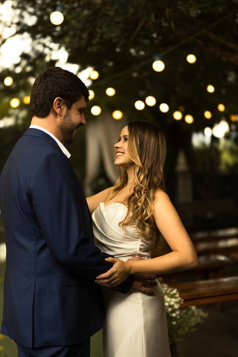 - As melhores ideias e inspirações criativas de fotos de ensaio pré casamento registradas por fotógrafos profissionais de eventos da empresa Criativus Foto e Vídeo no Espaço de Eventos Buffet Capricho'