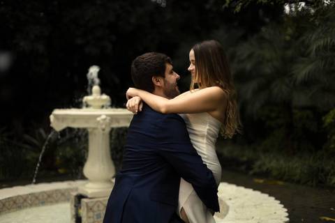 - As melhores ideias e inspirações criativas de fotos de ensaio pré casamento registradas por fotógrafos profissionais de eventos da empresa Criativus Foto e Vídeo no Espaço de Eventos Buffet Capricho'
