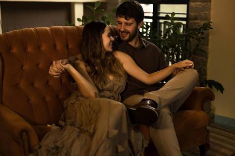 - As melhores ideias e inspirações criativas de fotos de ensaio pré casamento registradas por fotógrafos profissionais de eventos da empresa Criativus Foto e Vídeo no Espaço de Eventos Buffet Capricho'