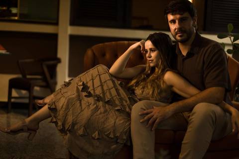 - As melhores ideias e inspirações criativas de fotos de ensaio pré casamento registradas por fotógrafos profissionais de eventos da empresa Criativus Foto e Vídeo no Espaço de Eventos Buffet Capricho'