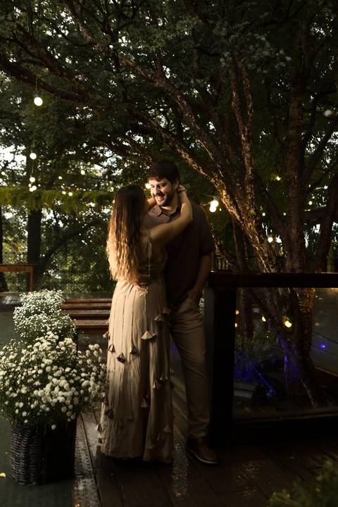 - As melhores ideias e inspirações criativas de fotos de ensaio pré casamento registradas por fotógrafos profissionais de eventos da empresa Criativus Foto e Vídeo no Espaço de Eventos Buffet Capricho'