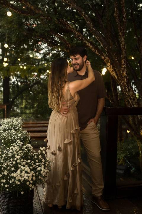 - As melhores ideias e inspirações criativas de fotos de ensaio pré casamento registradas por fotógrafos profissionais de eventos da empresa Criativus Foto e Vídeo no Espaço de Eventos Buffet Capricho'