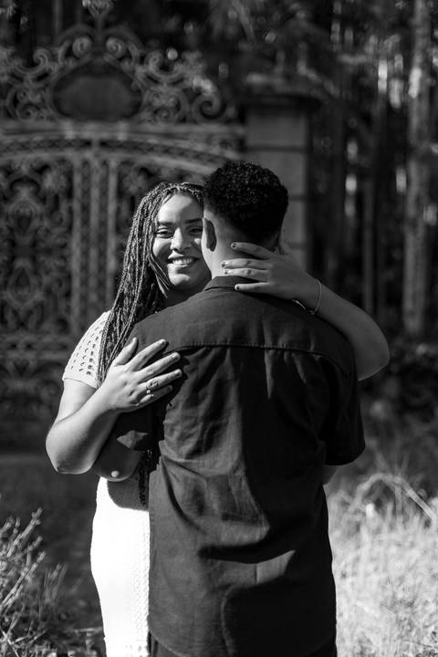 As melhores ideias e inspirações criativas de fotos de ensaio pré casamento registradas por fotógrafos profissionais de eventos da empresa Criativus Foto e Vídeo no Jardim Botânico de São Paulo'