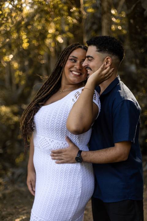 As melhores ideias e inspirações criativas de fotos de ensaio pré casamento registradas por fotógrafos profissionais de eventos da empresa Criativus Foto e Vídeo no Jardim Botânico de São Paulo'