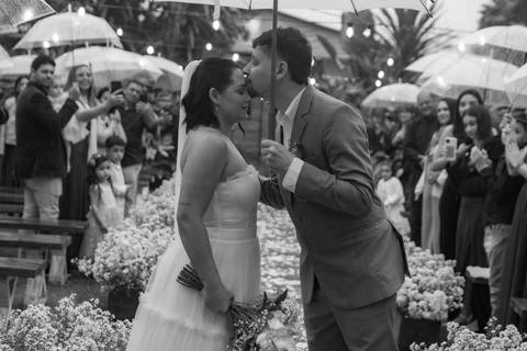 As melhores ideias e inspirações criativas de fotos de casamento registradas por fotógrafos profissionais de eventos da empresa Criativus Foto e Vídeo no Espaço Villa Mantova'