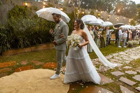 As melhores ideias e inspirações criativas de fotos de casamento registradas por fotógrafos profissionais de eventos da empresa Criativus Foto e Vídeo no Espaço Villa Mantova'