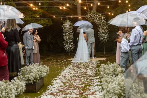 As melhores ideias e inspirações criativas de fotos de casamento registradas por fotógrafos profissionais de eventos da empresa Criativus Foto e Vídeo no Espaço Villa Mantova'