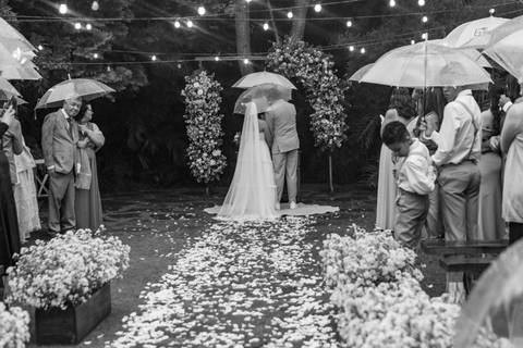 As melhores ideias e inspirações criativas de fotos de casamento registradas por fotógrafos profissionais de eventos da empresa Criativus Foto e Vídeo no Espaço Villa Mantova'