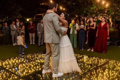 As melhores ideias e inspirações criativas de fotos de casamento registradas por fotógrafos profissionais de eventos da empresa Criativus Foto e Vídeo no Espaço Villa Mantova'