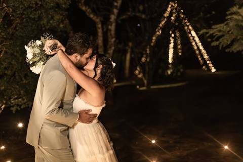 As melhores ideias e inspirações criativas de fotos de casamento registradas por fotógrafos profissionais de eventos da empresa Criativus Foto e Vídeo no Espaço Villa Mantova'