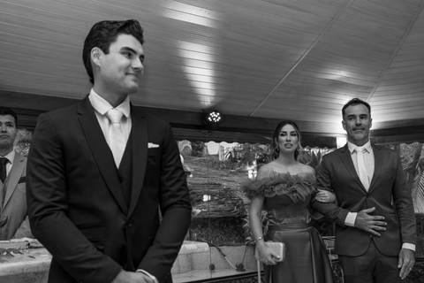 As melhores ideias e inspirações criativas de fotos de casamento registradas por fotógrafos profissionais de eventos da empresa Criativus Foto e Vídeo no Sítio Mon Chalé'