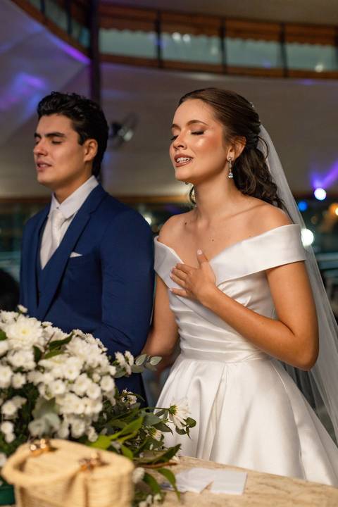 As melhores ideias e inspirações criativas de fotos de casamento registradas por fotógrafos profissionais de eventos da empresa Criativus Foto e Vídeo no Sítio Mon Chalé'