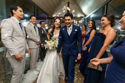 As melhores ideias e inspirações criativas de fotos de casamento registradas por fotógrafos profissionais de eventos da empresa Criativus Foto e Vídeo no Sítio Mon Chalé'