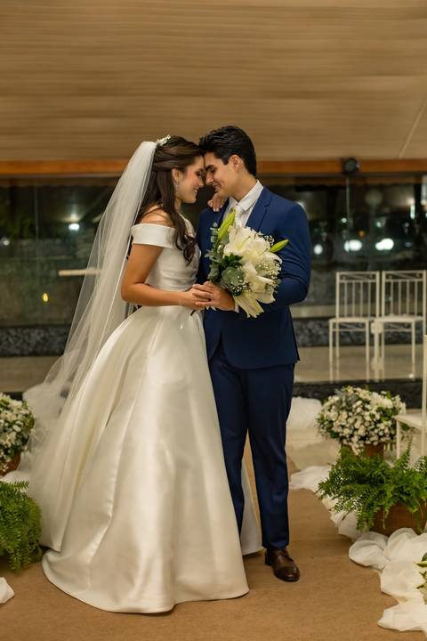As melhores ideias e inspirações criativas de fotos de casamento registradas por fotógrafos profissionais de eventos da empresa Criativus Foto e Vídeo no Sítio Mon Chalé'