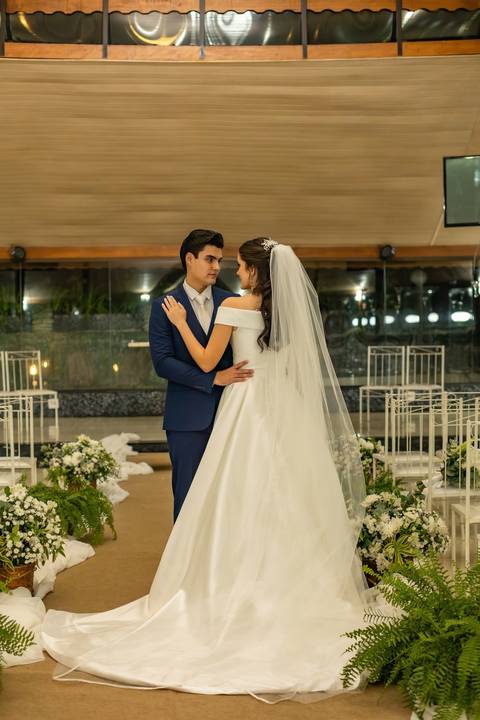 As melhores ideias e inspirações criativas de fotos de casamento registradas por fotógrafos profissionais de eventos da empresa Criativus Foto e Vídeo no Sítio Mon Chalé'