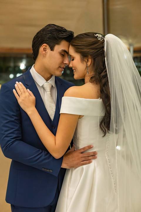 As melhores ideias e inspirações criativas de fotos de casamento registradas por fotógrafos profissionais de eventos da empresa Criativus Foto e Vídeo no Sítio Mon Chalé'