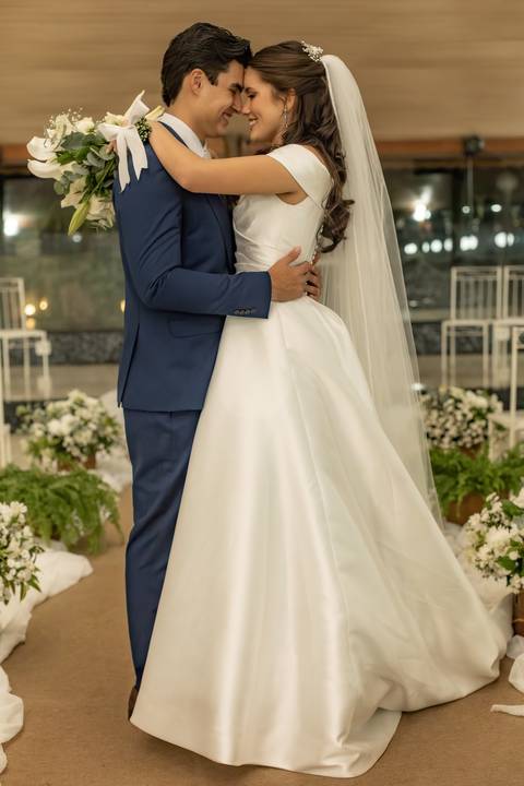 As melhores ideias e inspirações criativas de fotos de casamento registradas por fotógrafos profissionais de eventos da empresa Criativus Foto e Vídeo no Sítio Mon Chalé'