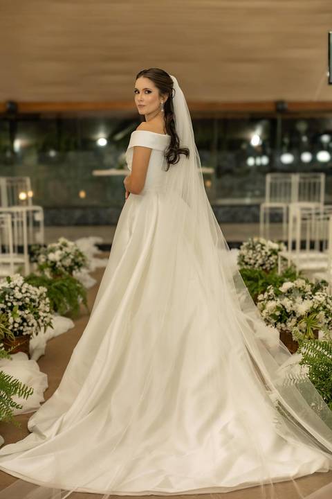 As melhores ideias e inspirações criativas de fotos de casamento registradas por fotógrafos profissionais de eventos da empresa Criativus Foto e Vídeo no Sítio Mon Chalé'