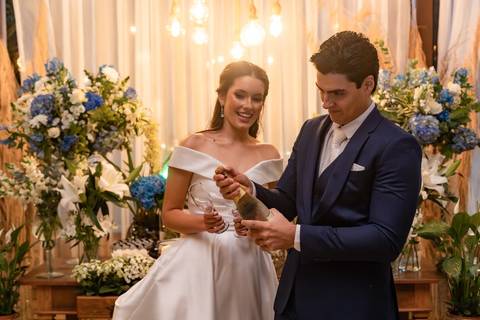 As melhores ideias e inspirações criativas de fotos de casamento registradas por fotógrafos profissionais de eventos da empresa Criativus Foto e Vídeo no Sítio Mon Chalé'