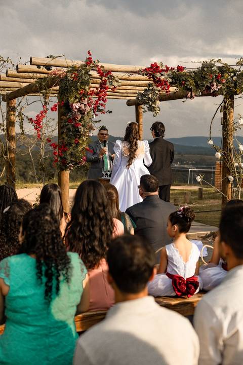 As melhores ideias e inspirações criativas de fotos de casamento registradas por fotógrafos profissionais de eventos da empresa Criativus Foto e Vídeo na Chácara Mirante do ValleAs melhores ideias e inspirações criativas de fotos de casamento registradas '