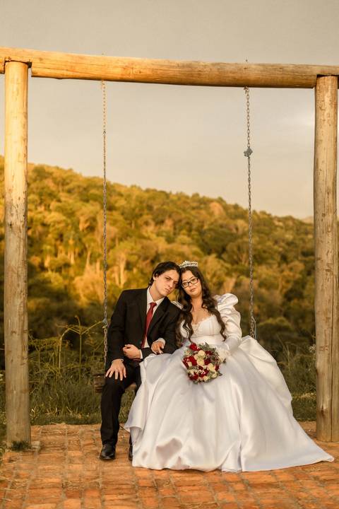 As melhores ideias e inspirações criativas de fotos de casamento registradas por fotógrafos profissionais de eventos da empresa Criativus Foto e Vídeo na Chácara Mirante do Valle'