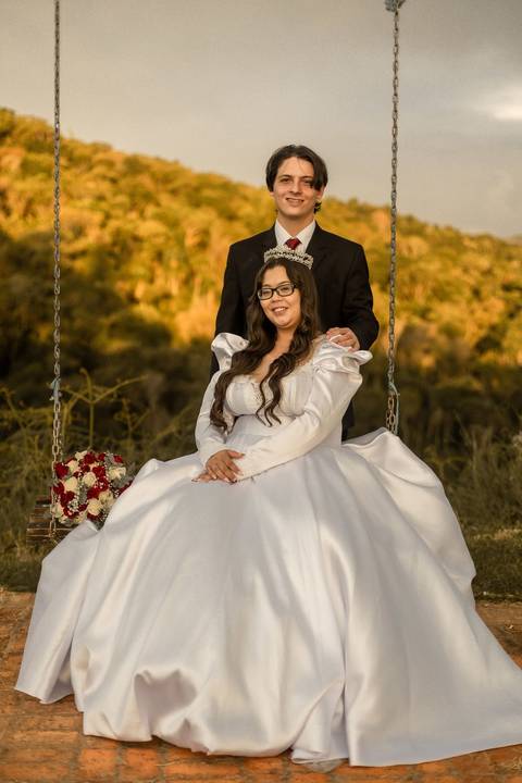 As melhores ideias e inspirações criativas de fotos de casamento registradas por fotógrafos profissionais de eventos da empresa Criativus Foto e Vídeo na Chácara Mirante do Valle'