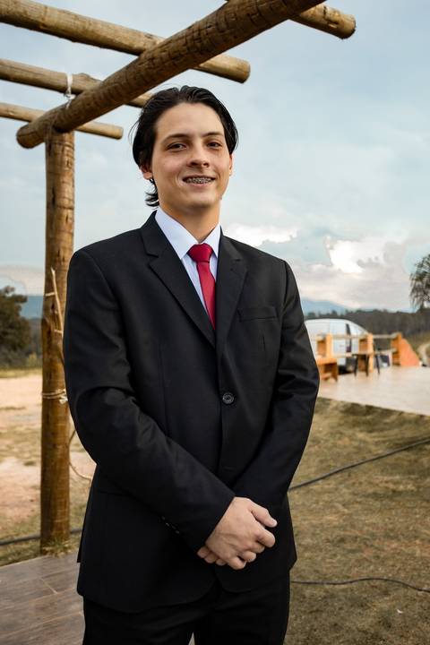As melhores ideias e inspirações criativas de fotos de casamento registradas por fotógrafos profissionais de eventos da empresa Criativus Foto e Vídeo na Chácara Mirante do Valle'