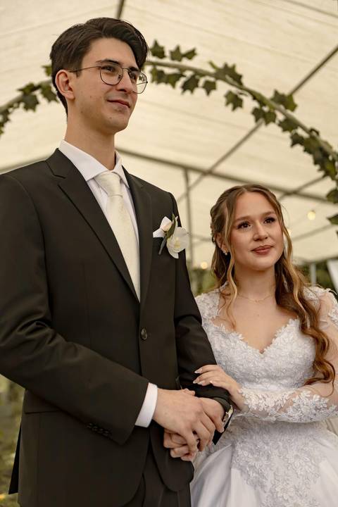 As melhores ideias e inspirações criativas de fotos de casamento registradas por fotógrafos profissionais de eventos da empresa Criativus Foto e Vídeo no Espaço Recanto Premier'